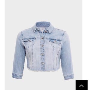 Torrid crop light wash denim jacket - 0